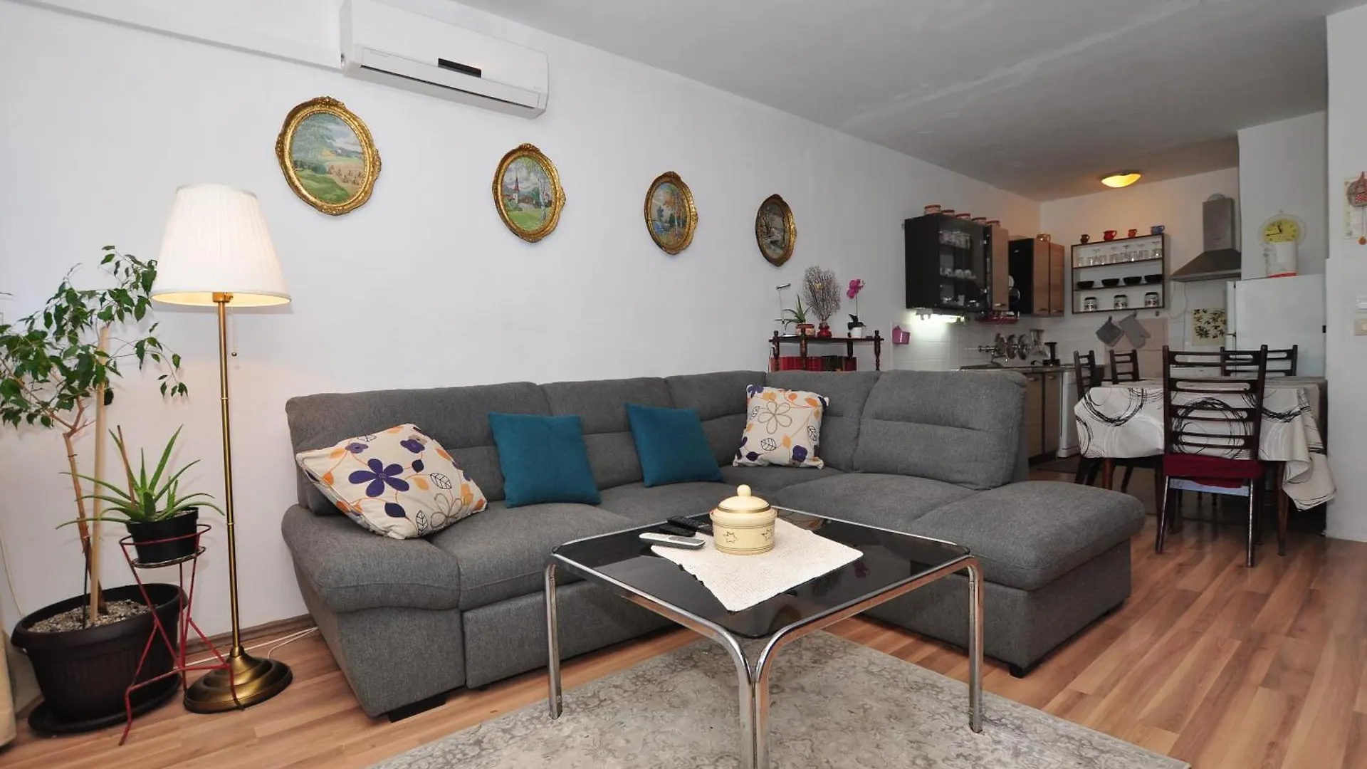 Apartment Nelson Split